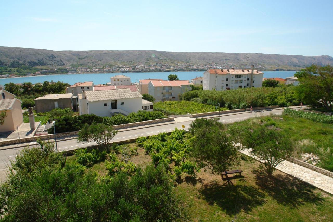 Apartments And Rooms With Parking Space Pag - 13060 Pag Town Exterior foto